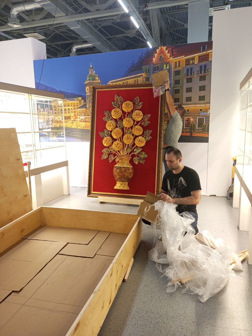 перевозка картины из янтаря